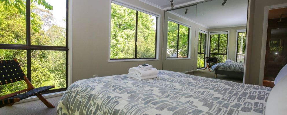 Master20bedroom family accommodation bright victoria 371
