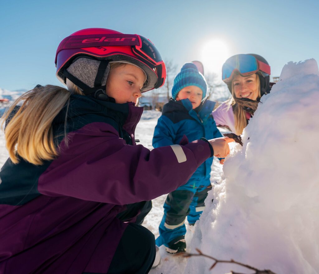 Family snowman makers 2026 resized